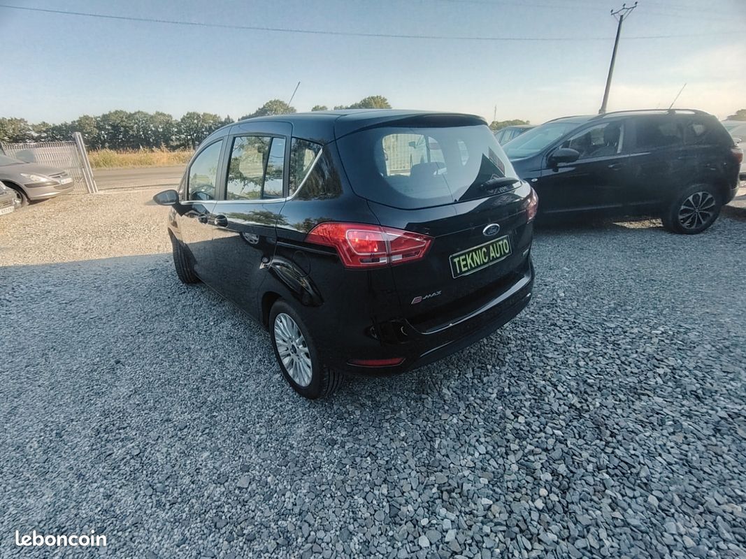 Ford B-max 1.6 Tdci 95 cv Titanium (image 14)