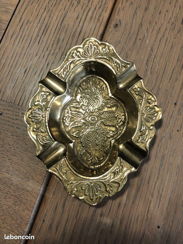 Lot d’objets en bronze (image 4)