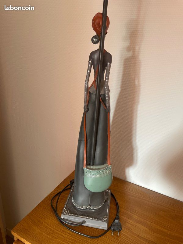 Lampe haute femme africaine (image 5)