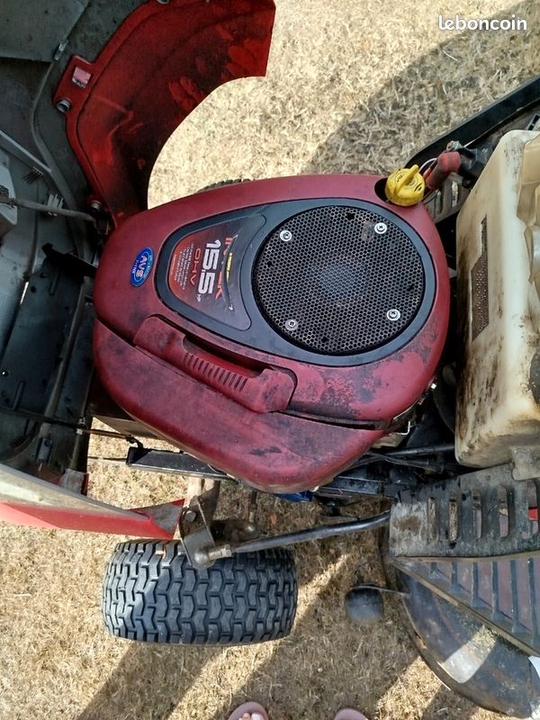 Tracteur tondeuse (image 1)