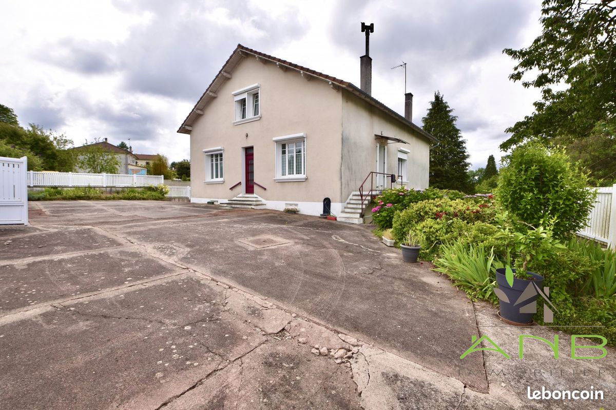 Maison 8 pièces 154 m² · à Saint-Mathieu · 154 m² · 196 400 €