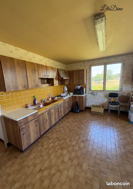 Maison 5 pièces 83 m² · à Poligny · 83 m² · 101 500 €