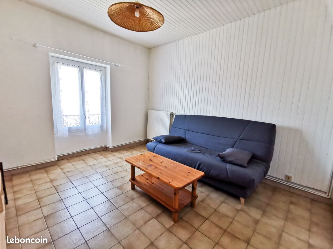 Appartement 2 pièces 40 m² · à Montélimar · 40 m² · 400 €