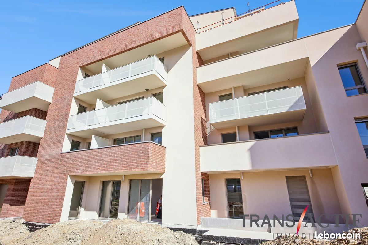 Appartement 1 pièce 27 m² · à Viroflay · 27 m² · 698 €/mois