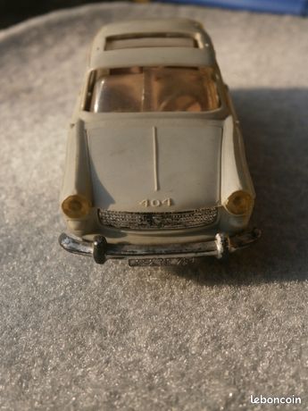 NOREV ANCIENNE PEUGEOT 404 BLEU CIEL SERVO DIRECTION 1/43