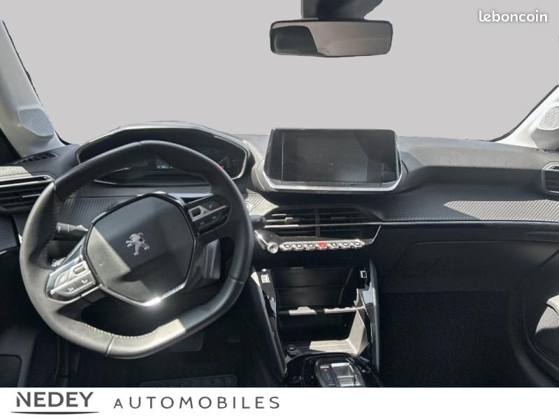 Peugeot 208 e-208 136ch Like (image 8)