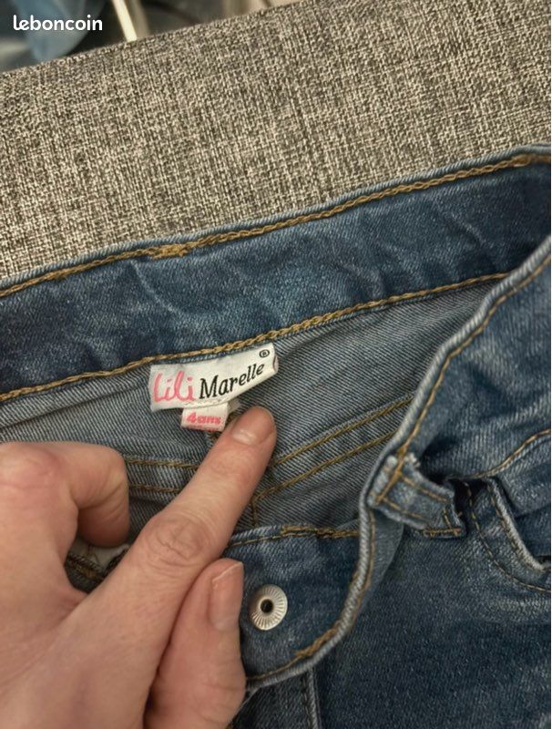 Jean (image 2)