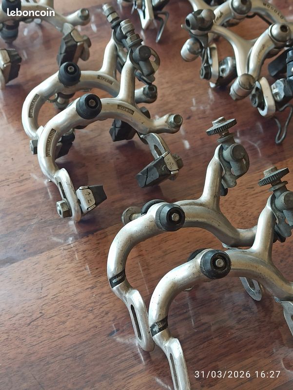Lot Vintage Pièces De Frein Pour Vélo – Tiges Et étriers Acier Joblot