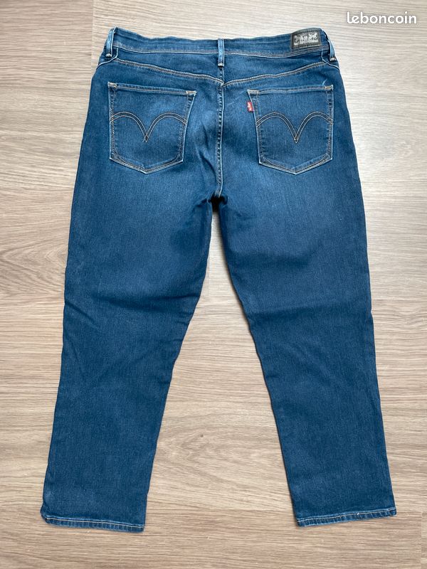 Levi's Mid Rise Skinny bermuda en jean bleu Femme W32 L25 (image 6)