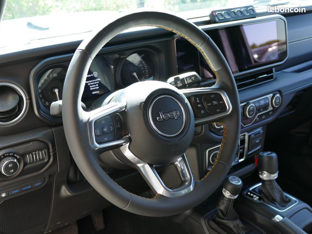 JEEP WRANGLER 2.0i T 4xe - 380 - BVA 4x4 2018 Unlimited Sahara 1941 PHASE 2 (image 24)