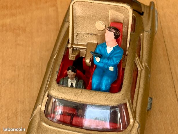 Aston Martin DB5 Corgi James Bond 007 - Échelle 1/43, Voiture De Collection