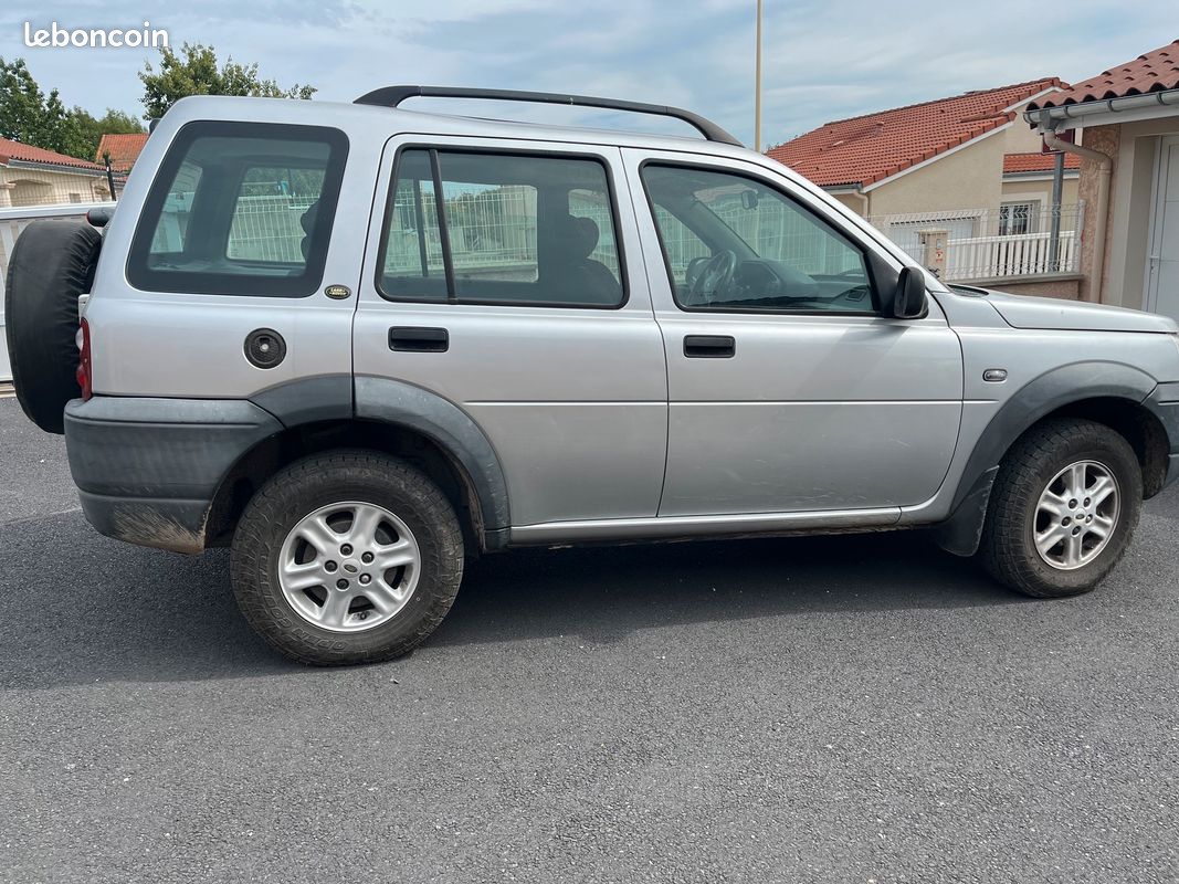 4x4 Freelander (image 1)