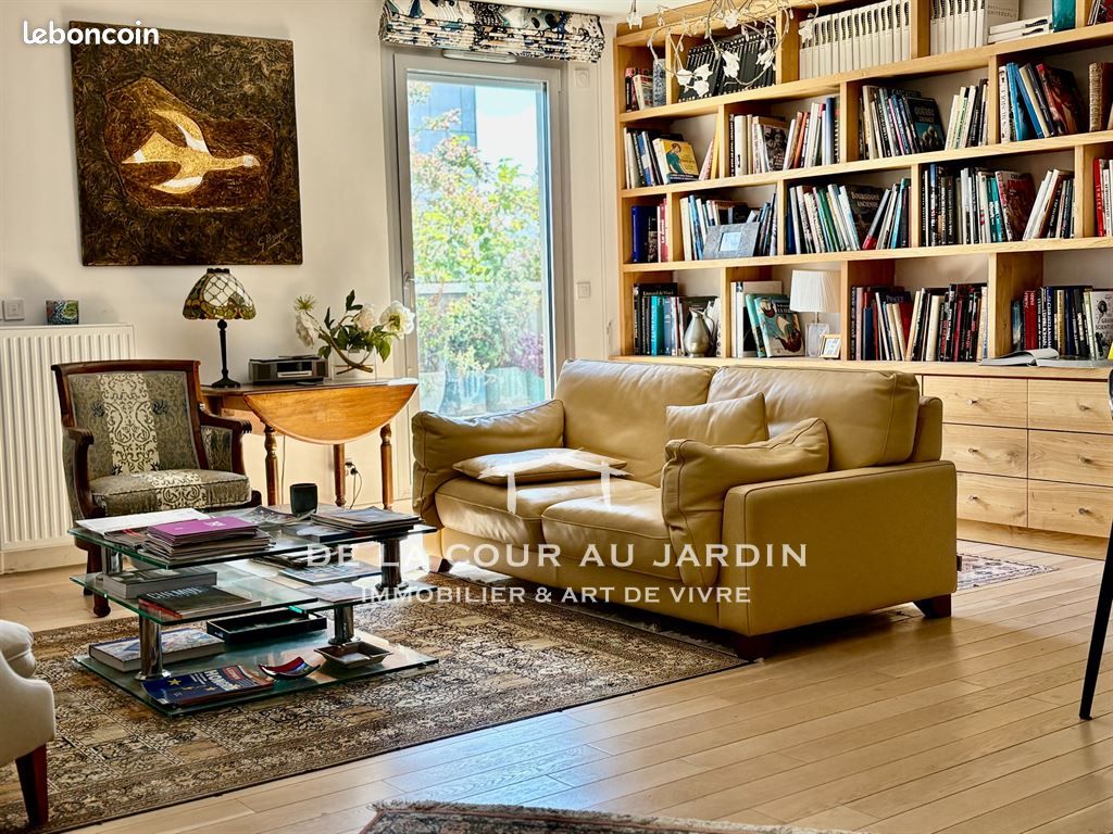 Appartement 5 pièces 108 m² · à Paris · 108 m² · 1 123 000 €