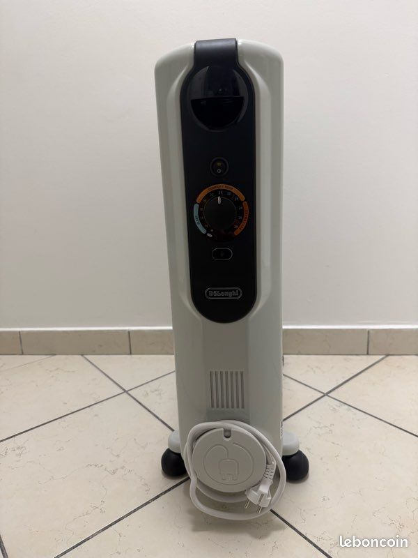 Radiateur neuf à bain d’huile DELONGHI avec garantie 1 an (image 3)