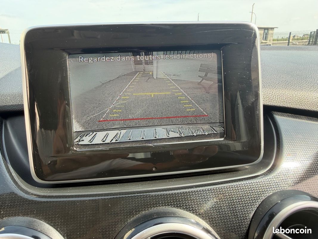 Mercedes Benz CLASSE B 180 CDI 110 CH BVA 7G-DCT / Reprise possible (image 13)