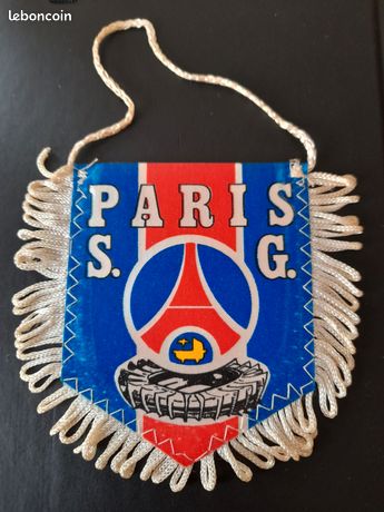 PSG Paris - Besancon BRC fanion coupe de France 2003 vintage