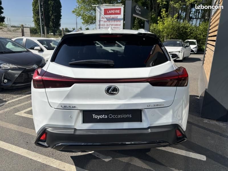 Lexus UX 250h F SPORT Design 2WD (image 22)