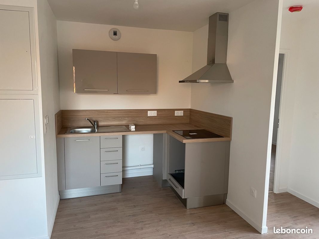 Appartement 3 pièces 45 m² · à Mont-Saint-Aignan · 45 m² · 720 €