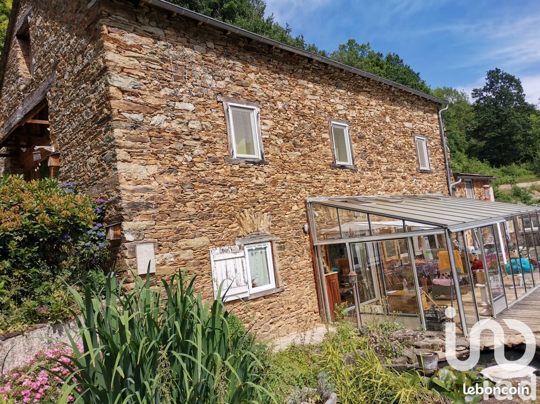 Maison 6 pièces 173 m² · à Curvalle · 173 m² · 255 000 €