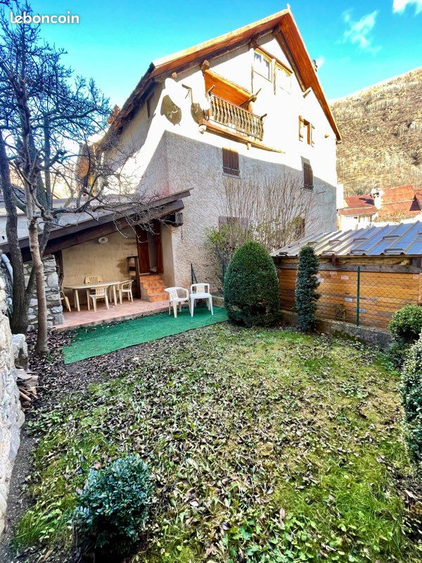 Appartement 1 pièce 16 m² · à Saint-Étienne-de-Tinée · 16 m² · 93 000 €