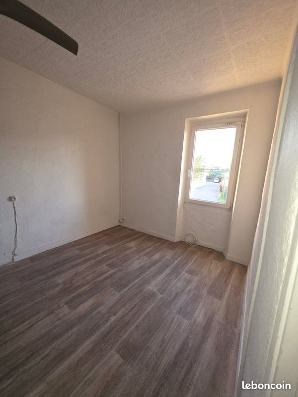 Appartement a louer aubagne - 2 pièce(s) - 36 m2 - Surfyn