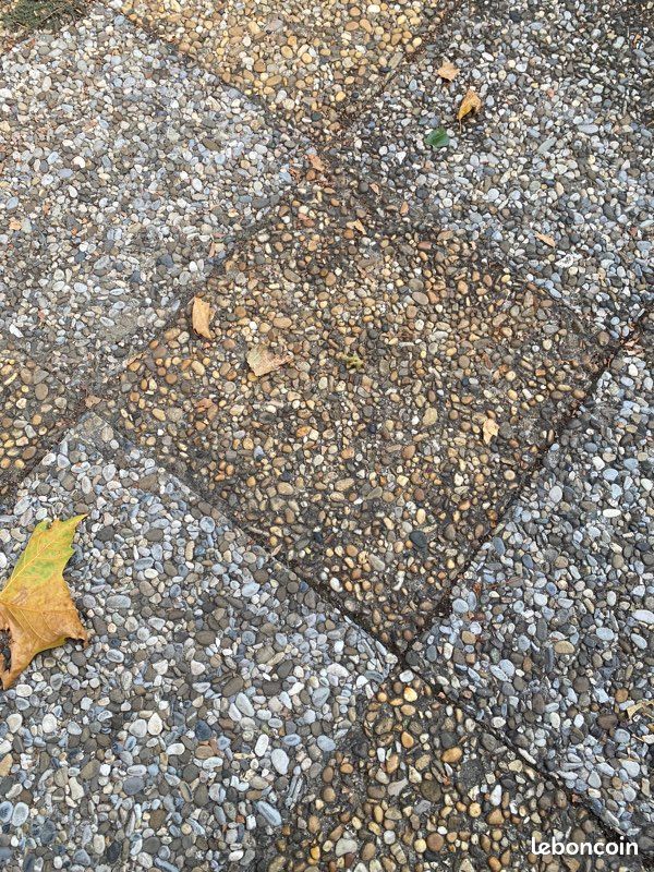 Dalle béton gravillons grise (image 1)