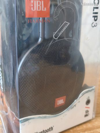 Enceinte Portable JBL Clip 3 Bluetooth, Rouge, étanche, Avec Mousqueton, Occasion