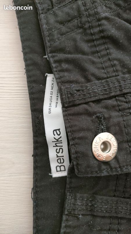 Pantalon Cargo noir Bershka – Taille 34 (image 3)