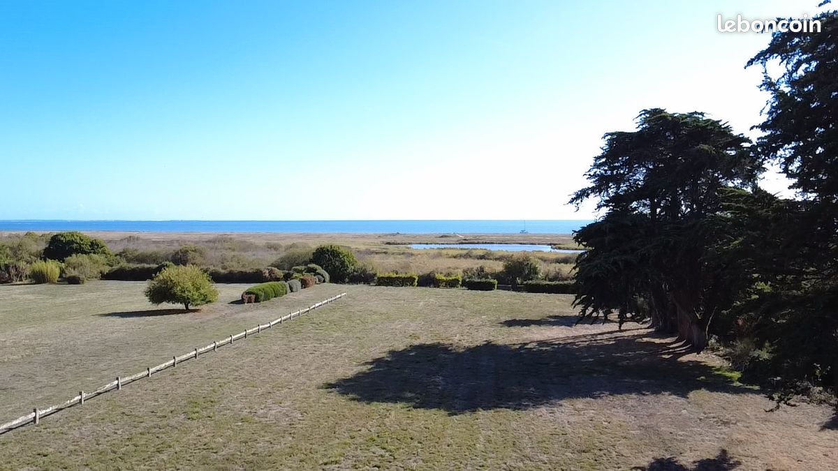 Maison 10 pièces 233 m² · à Sarzeau · 233 m² · 1 040 000 €