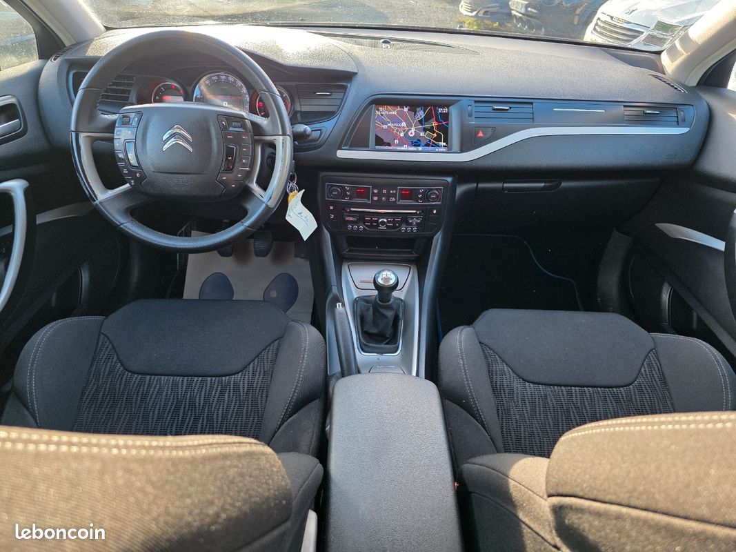 Citroen C5 1.6 HDI 115 CV + ATTELAGE (image 5)