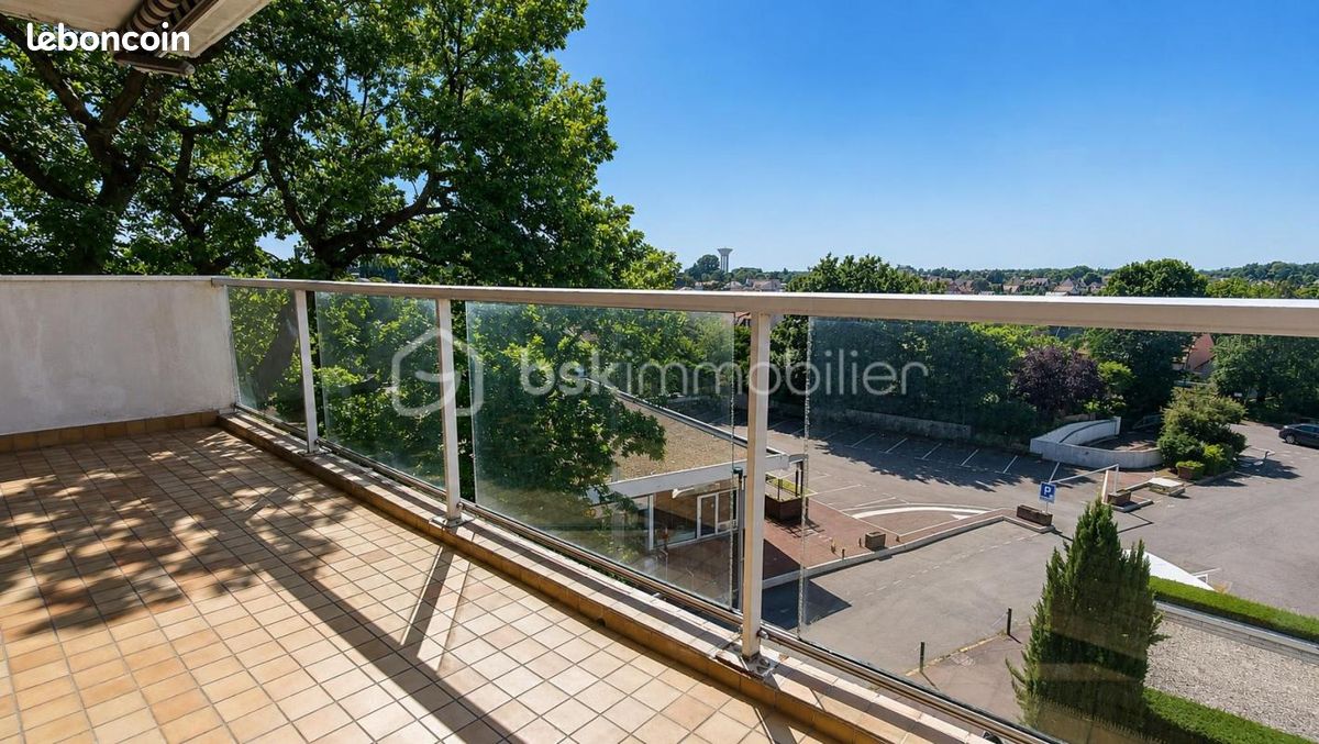 Appartement 5 pièces 108 m² · à Jouy-en-Josas · 108 m² · 385 000 €