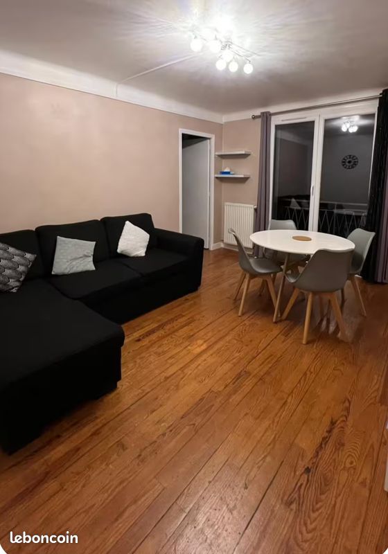 Appartement 4 pièces 53 m² · à Chambéry · 53 m² · 1 000 €