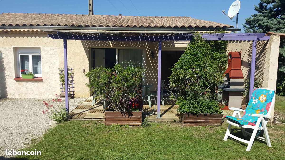 Les Lavandines, gite 4*, avec pergola, piscine, sauna, billard... Ardèche sud : (image 3)