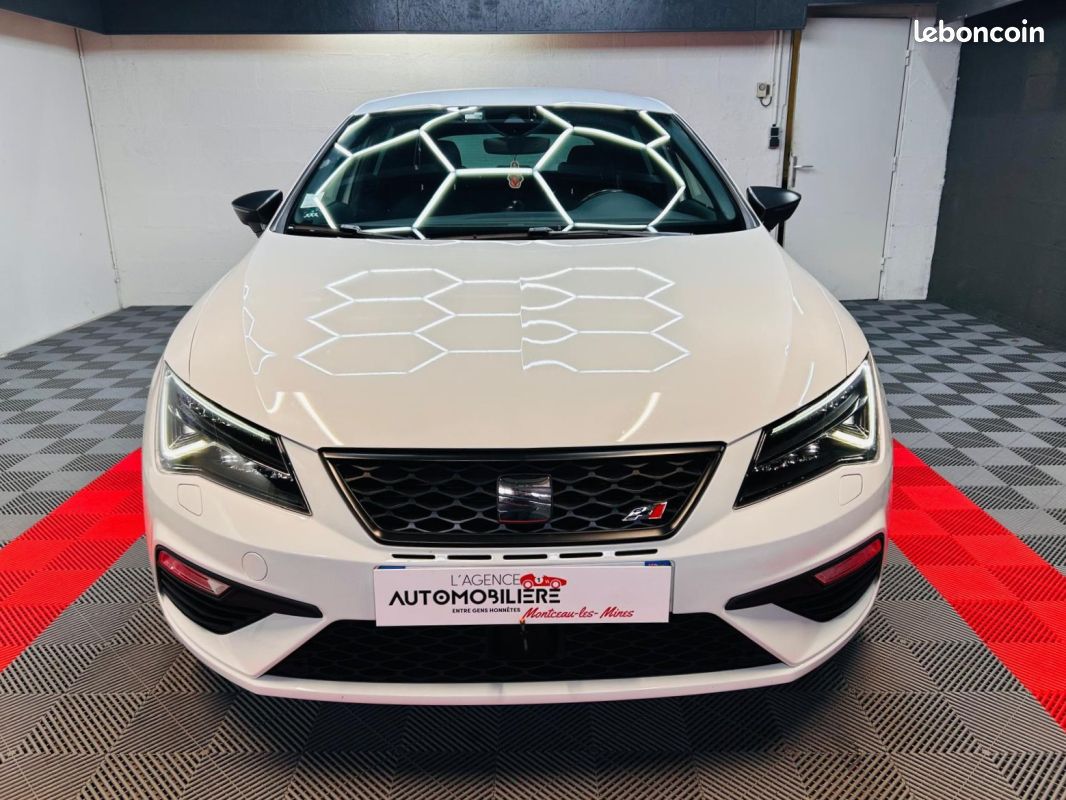 SEAT Leon Cupra 300 Phase 2 – 2.0 TSI 300 – Beats Audio – Garantie Cessible (image 2)
