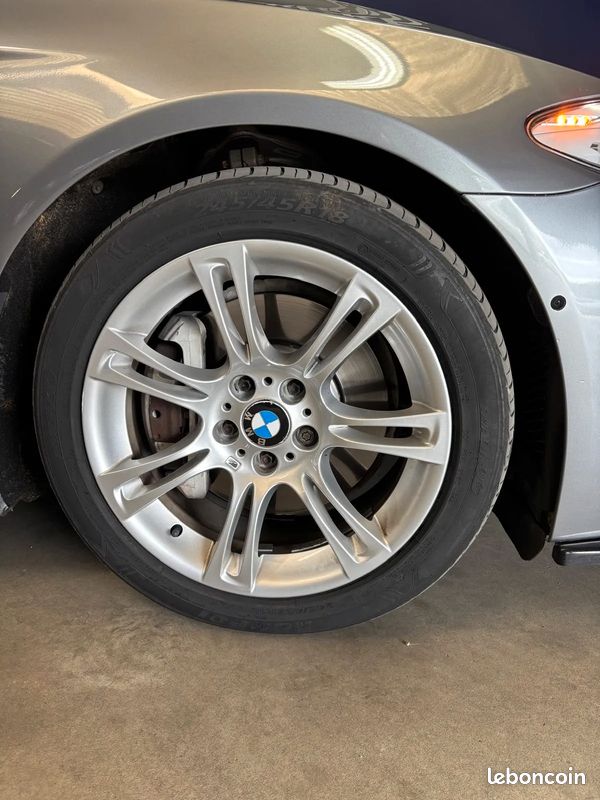 BMW Série 5 Touring 530D 258 ch M Sport, propulsion – 2013 – Suivi complet – Boîte auto – Soft Close – Caméra de recul – Sièges électriques (image 20)