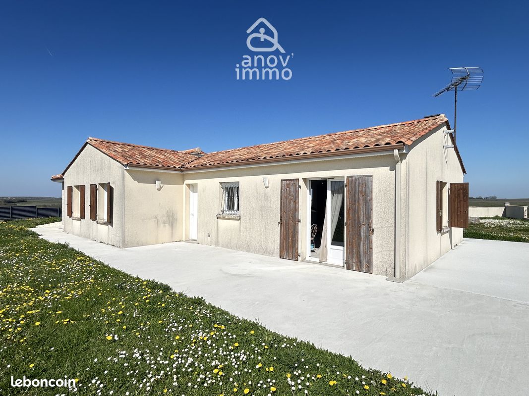 Maison 5 pièces 109 m² · à Juillac-le-Coq · 109 m² · 223 000 €