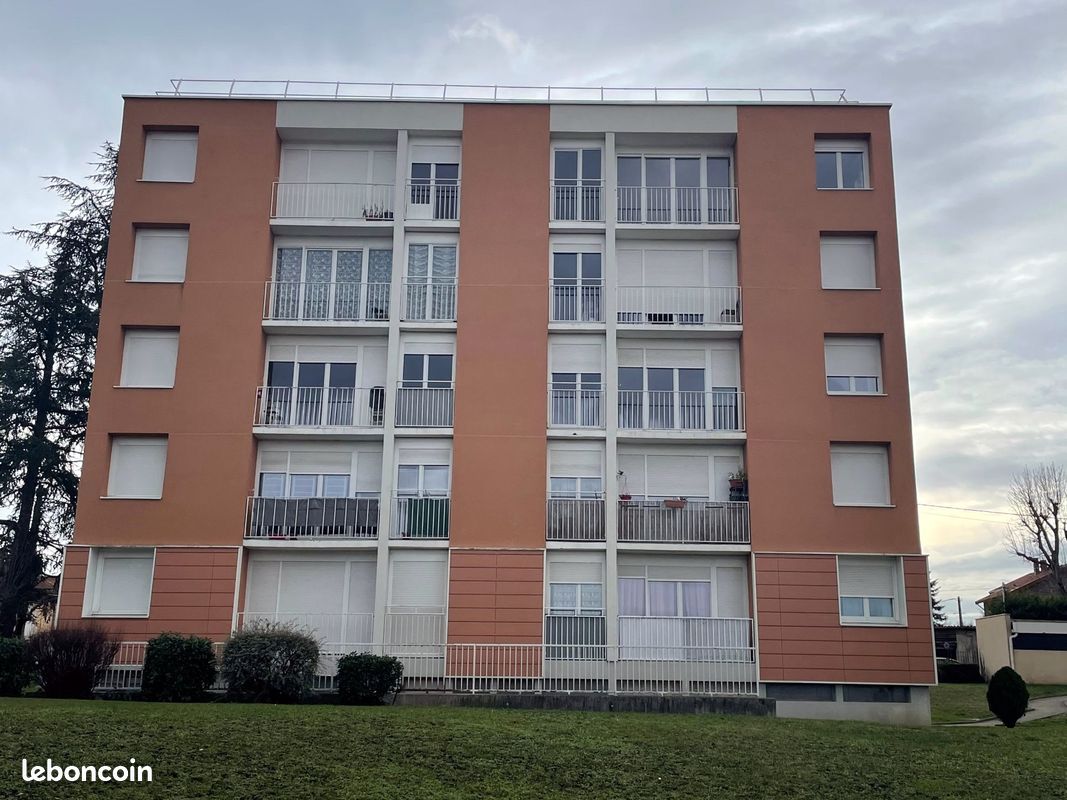 Appartement 2 pièces 63 m² · à Rive-de-Gier · 63 m² · 99 000 €