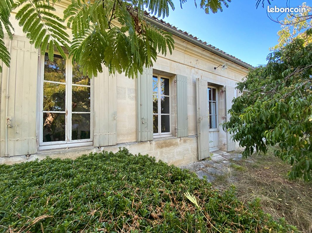 Maison 8 pièces 177 m² · à Vayres · 177 m² · 320 000 €
