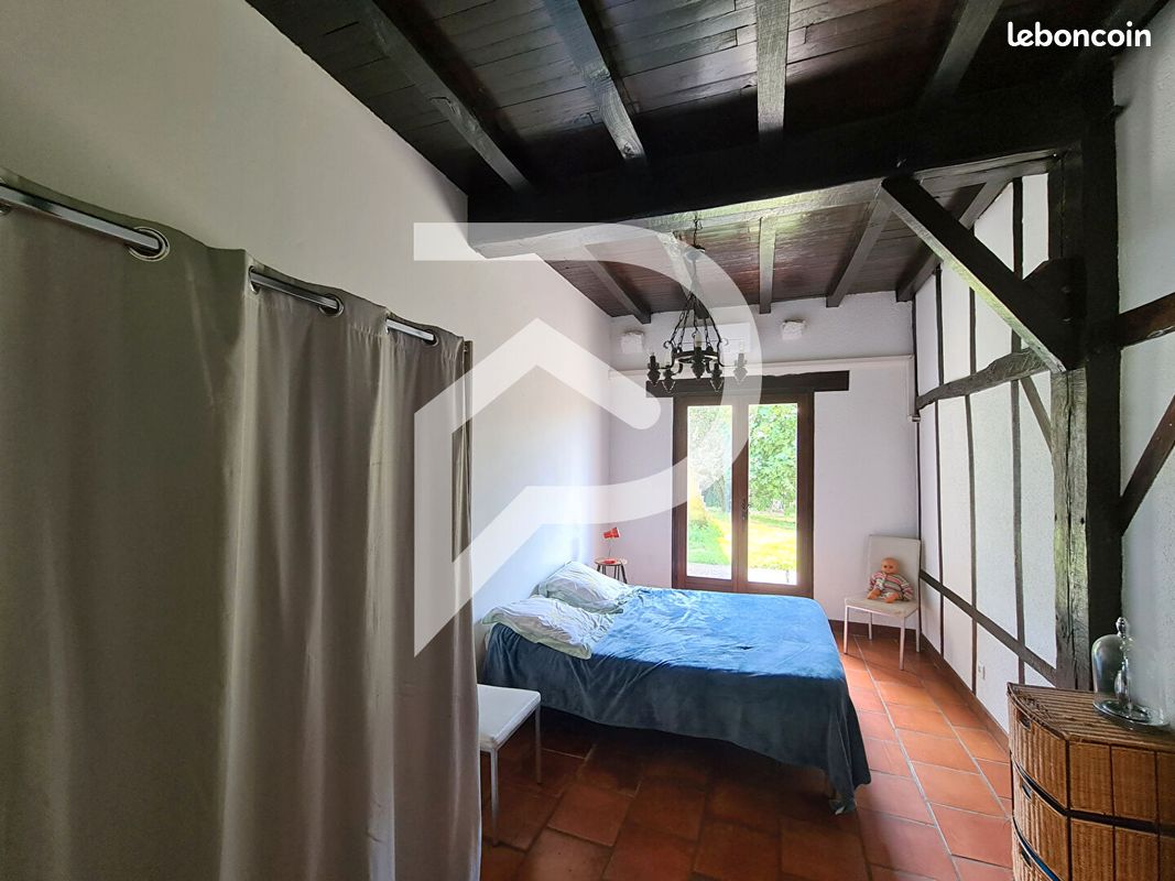 Maison 8 pièces 225 m² - Amou 40330 (image principale 13)
