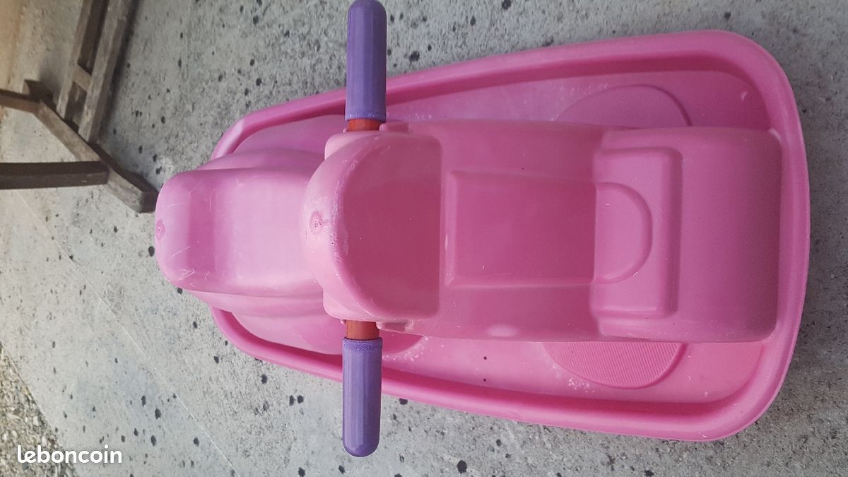 Cheval bascule enfant (image 1)