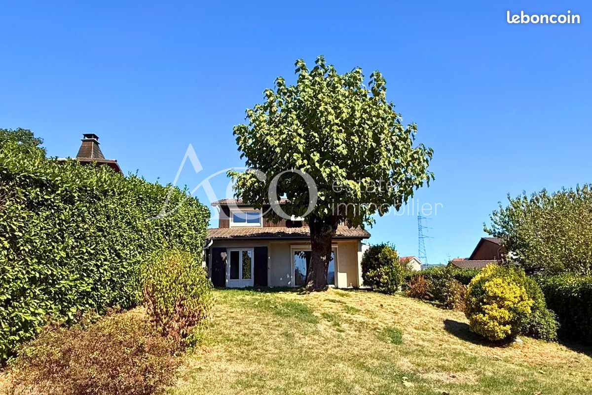 Maison 5 pièces 117 m² · à Moirans · 117 m² · 330 000 €
