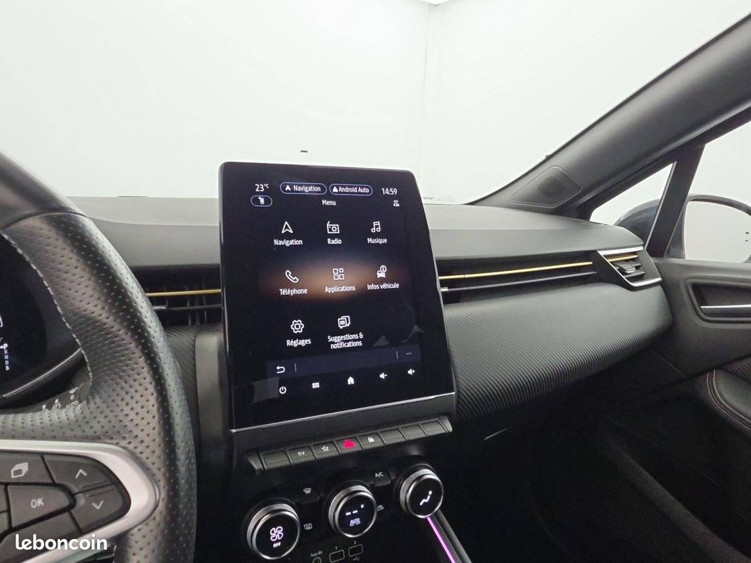 RENAULT Clio E-Tech full hybrid 145 Engineered (image 14)