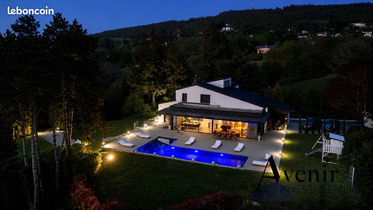 Maison 10 pièces 438 m² · à Limonest · 438 m² · 2 690 000 €