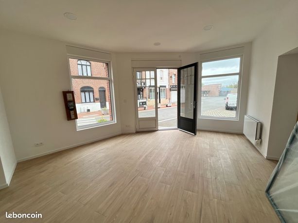 Loue T3 72m2 avec cour 35m2