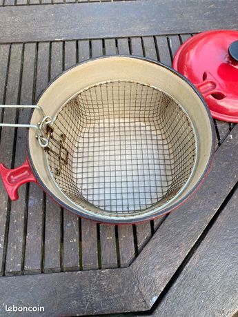 Le Creuset - Enzo Mari - Cocotte - La Mama - Fonte