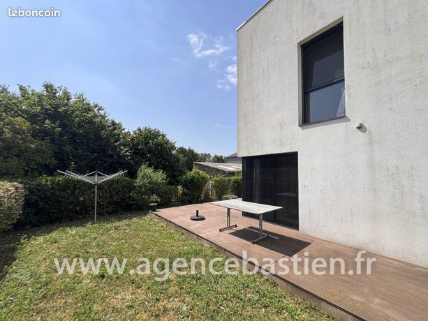 Duplex 4 pièces 100 m²