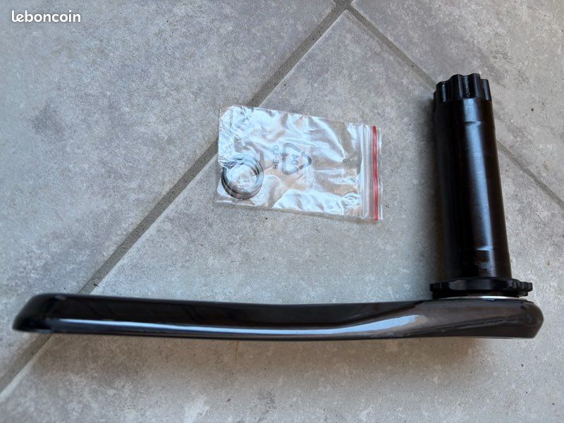 Manivelle Gauche Carbone SRAM Force 172,5 Mm – Pédalier Route 8 Boulons, Ultra Léger 180g (occasion)