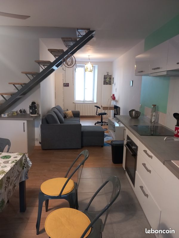 Appartement 3 pièces 70 m² · à Pont-de-Vaux · 70 m² · 690 €/mois