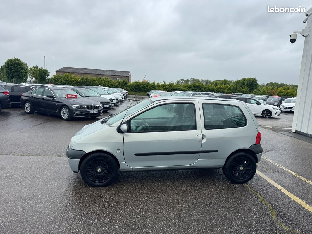 RENAULT TWINGO Expression 1.2i 16V 120500 KM 06/2007 BOITE AUTOMATIQUE CLIMATISATION JANTES ALU (image 4)