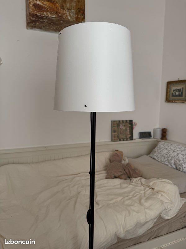 IKEA BARLAST Lampadaire 150 Cm - Noir Et Blanc - Abat-jour Diffusant - Pour éclairage D'ambiance